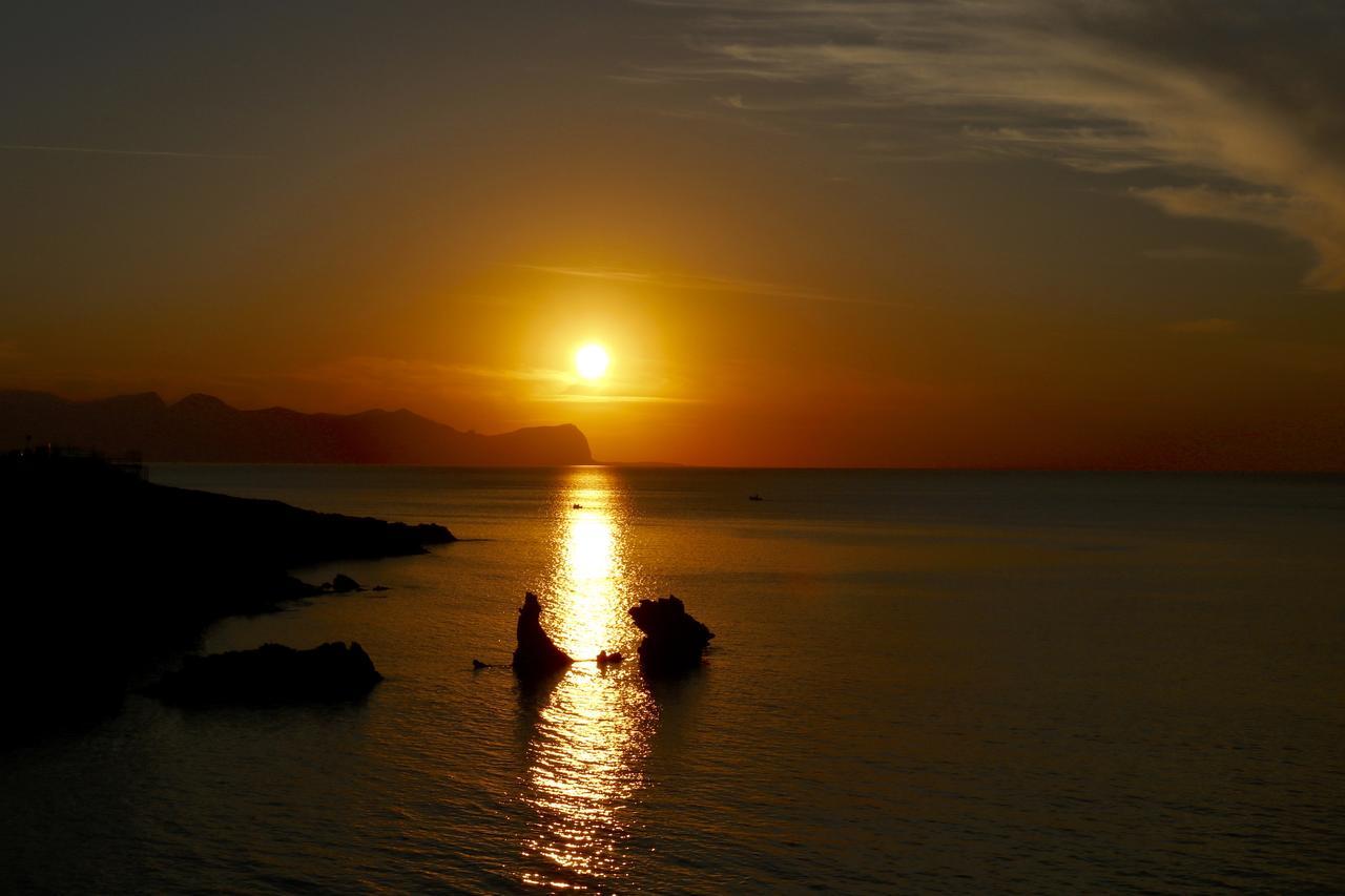 B&B Cinisi Mare E Monti 外观 照片